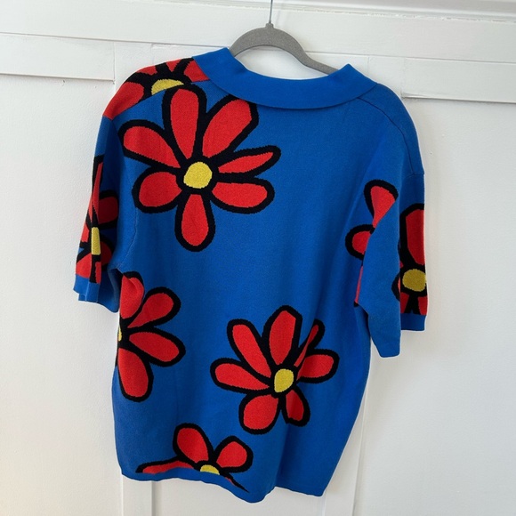 Wesc Blue Knitted Shirt with Red Flowers Mens Medium Women’s Large Unisex NEW - Picture 2 of 6